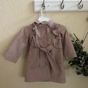 BabyGap kids  Trenchcoat. Size 4T